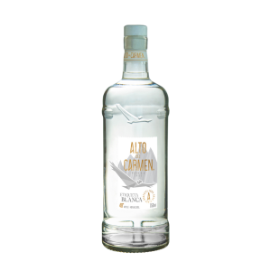 Pisco alto del Carmen etiqueta blanca